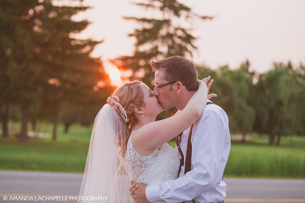 romantic wedding photographer