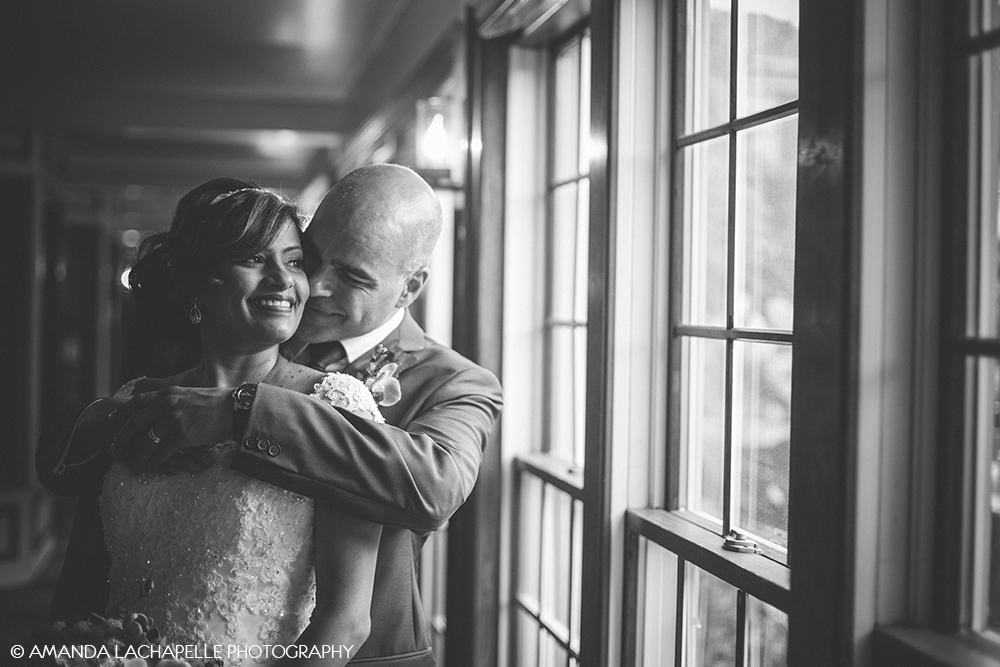 romantic wedding photographer